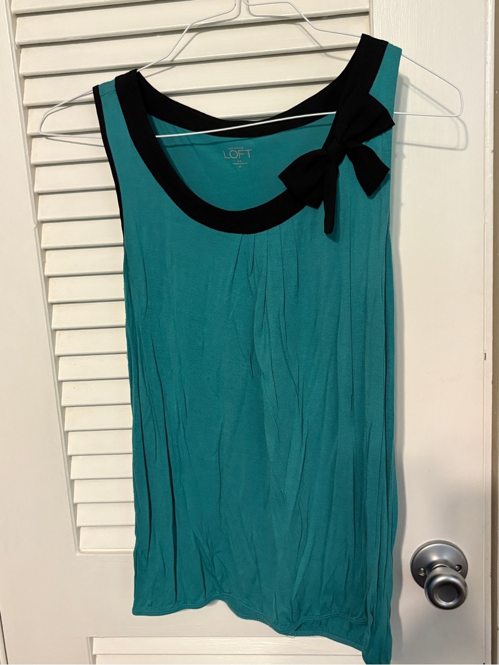 LOFT Teal Tank with Black Trim and Side Bow Accent